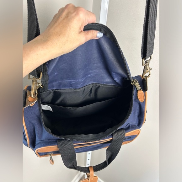 Luggage L.L. Bean Utility Adventurer Mini Duffle Bag Carryon Navy Leather Accent - Picture 7 of 12